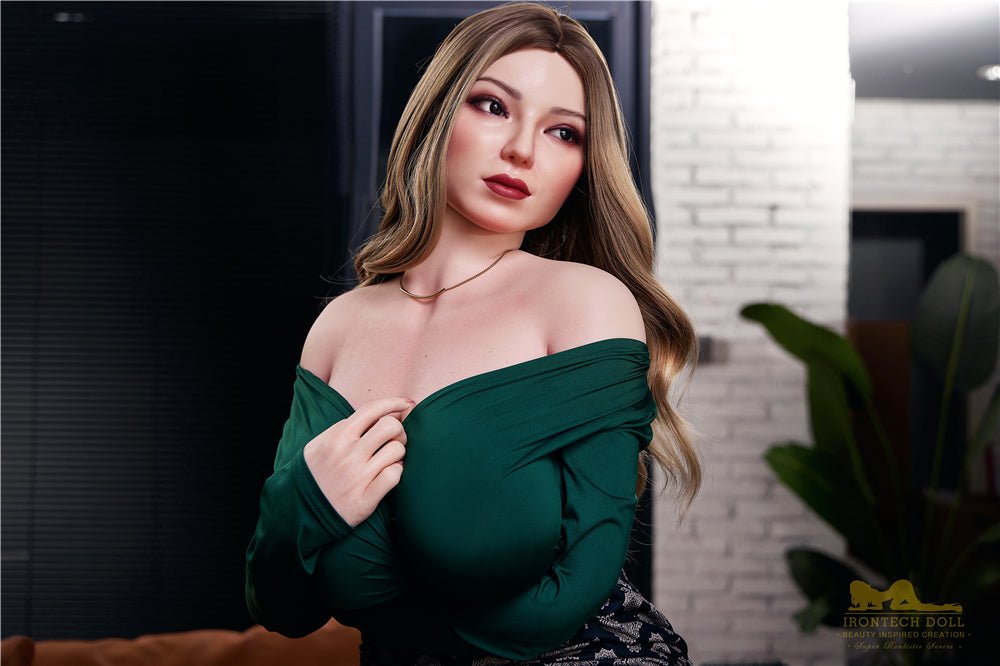 Irontech - Silicone Realistic Sex Doll - 5ft 4in (162cm) - Sophia – Realistic Sex Doll for Men – Discreet Shipping USA