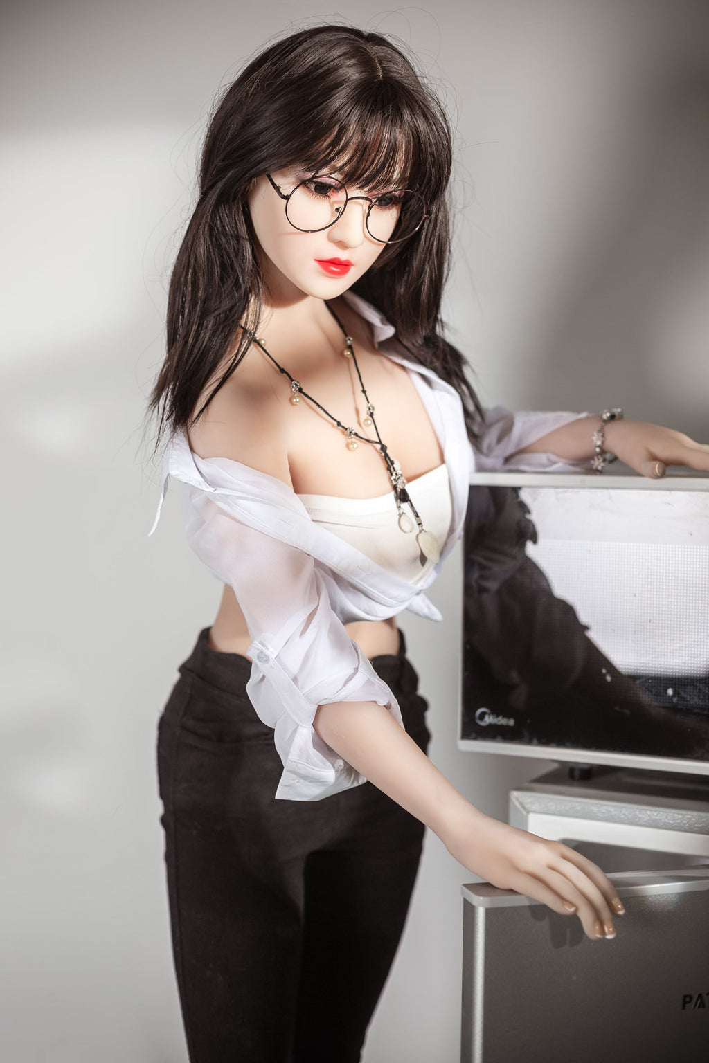 158cm H-Cup TPE Sex Doll - Mae: Lifelike Companion with Movable Joints - Love Dolls 4U