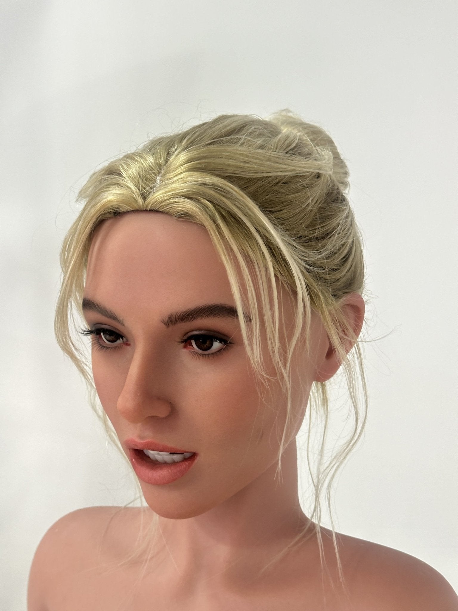 Chrissy Premium Silicone Head (Movable Jaw) + SLE Body Sex Doll - ZELEX® [USA STOCK] – Realistic Sex Doll for Men – Discreet Shipping USA