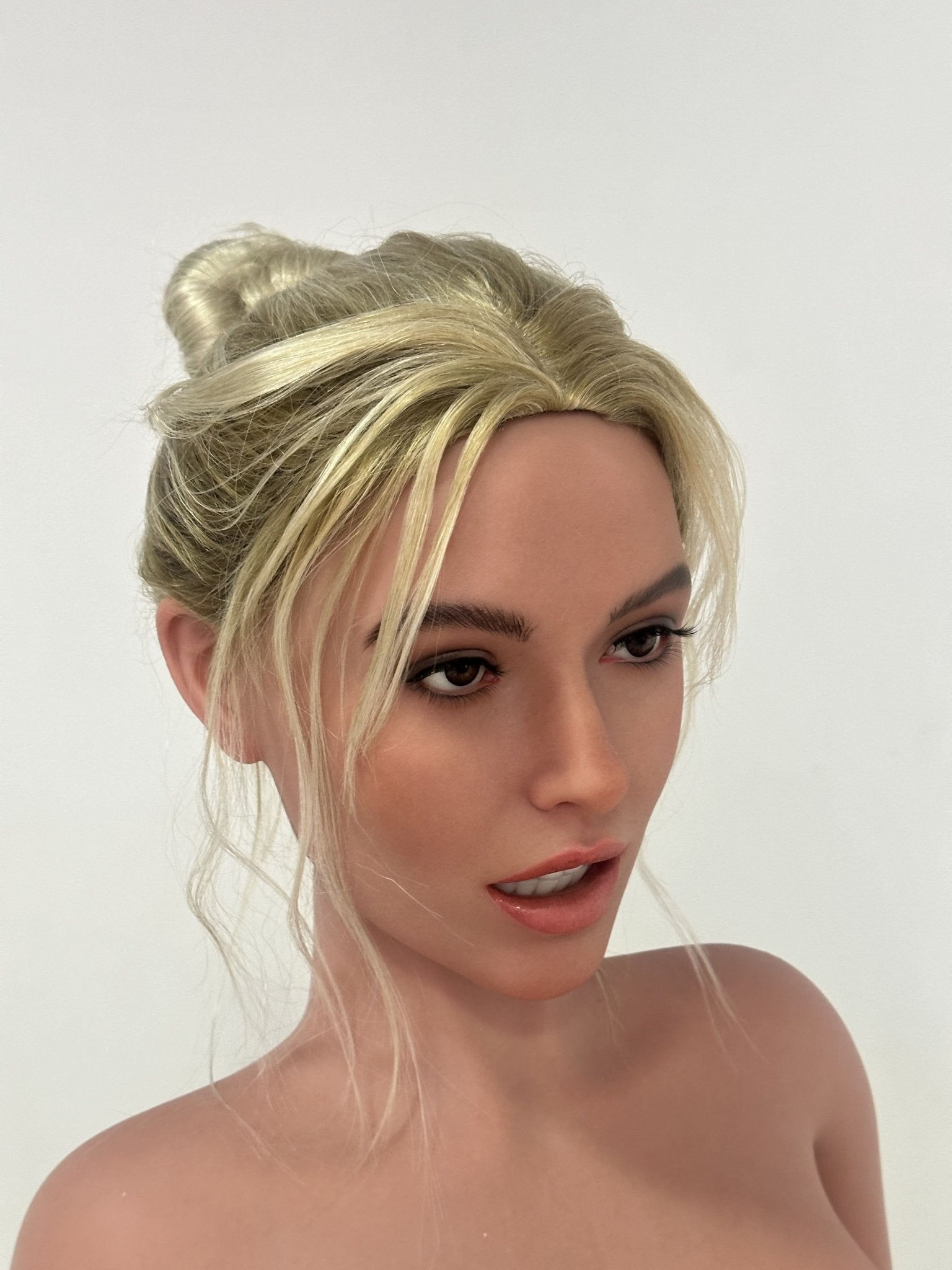 Chrissy Premium Silicone Head (Movable Jaw) + SLE Body Sex Doll - ZELEX® [USA STOCK] – Realistic Sex Doll for Men – Discreet Shipping USA