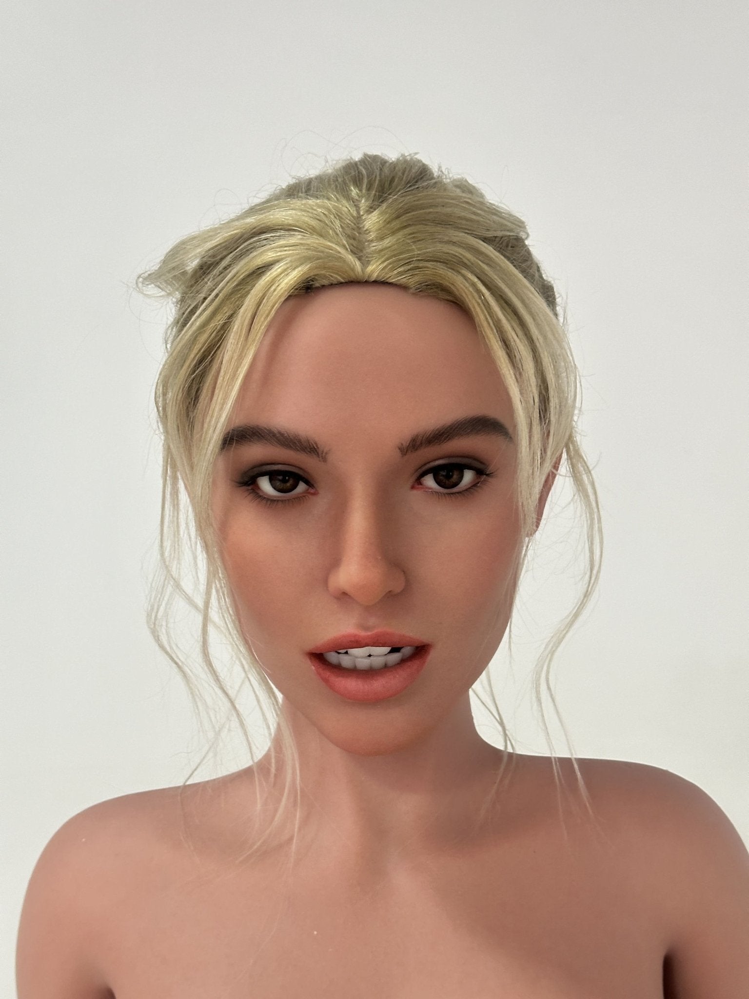 Chrissy Premium Silicone Head (Movable Jaw) + SLE Body Sex Doll - ZELEX® [USA STOCK] – Realistic Sex Doll for Men – Discreet Shipping USA