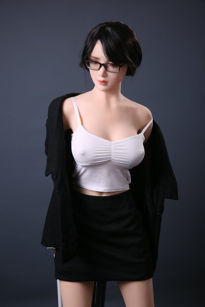 Emily - Realistic TPE Love Doll - product image 2