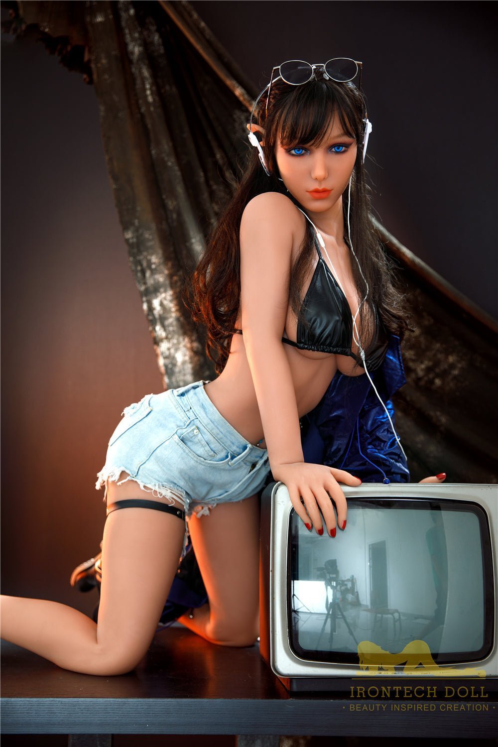 Irontech - Realistic Love Doll - 5ft 6in (167cm) - Luna - Love Dolls 4U