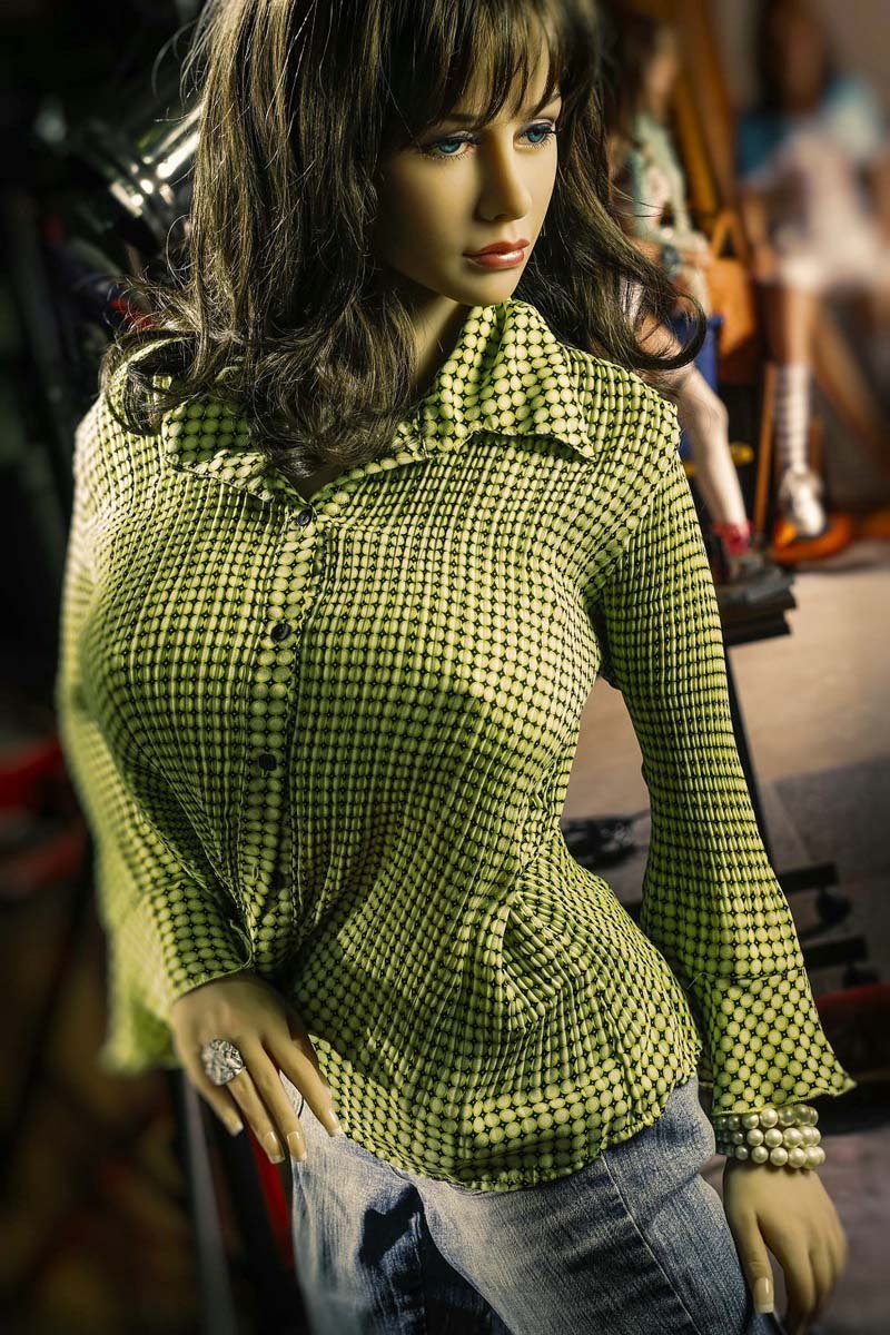 Lindsey - Realistic TPE Love Doll - 5ft 2in (158cm) - product image 9