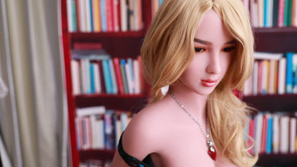 Soraya - Lifelike Sex Doll - 5ft 5in (166cm)